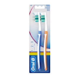 ORAL B Οδοντόβουρτσα 1.2.3 Classic Care Medium 40 2 τεμάχια